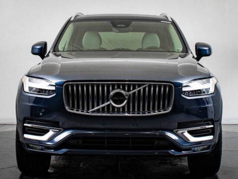2023 Volvo XC90 B6 Plus Bright Theme 6P