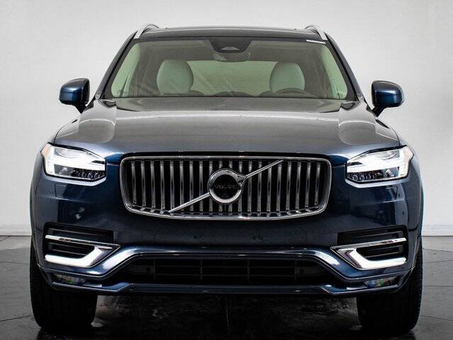2023 Volvo XC90 B6 Plus Bright Theme 6P