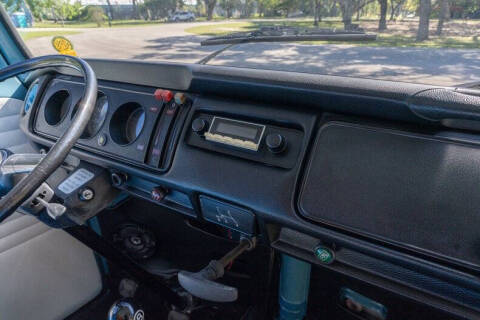 1973 Volkswagen Bus