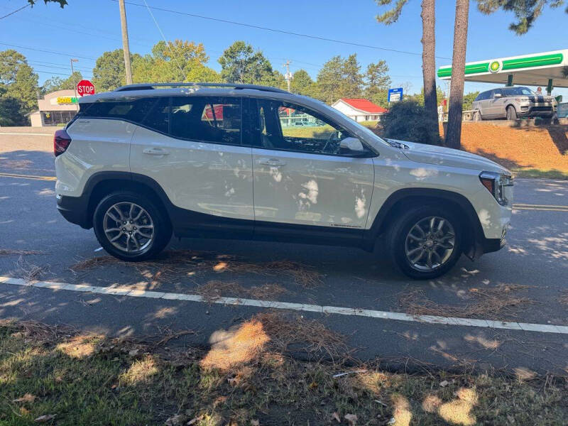 2023 GMC Terrain SLT