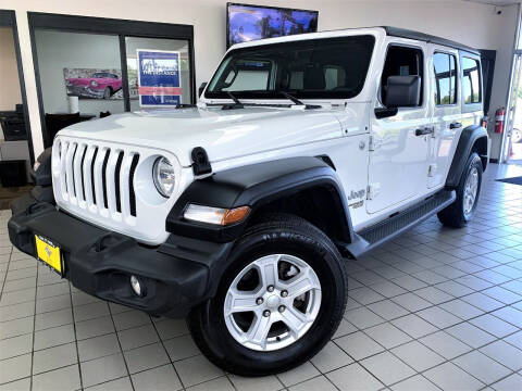 2020 Jeep Wrangler Unlimited for sale at SAINT CHARLES MOTORCARS in Saint Charles IL