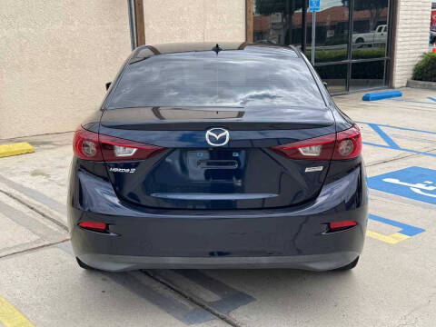 2018 Mazda MAZDA3 Touring