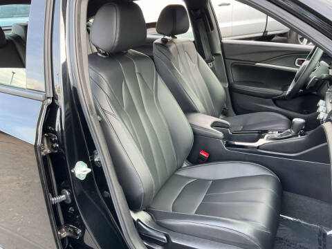2023 Acura Integra w/A-SPEC