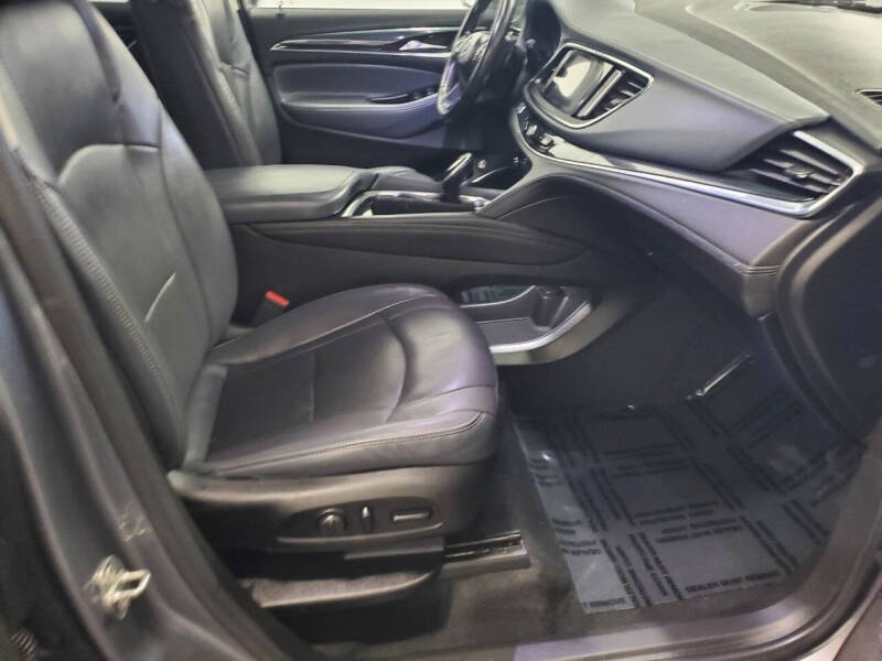 2018 Buick Enclave Essence