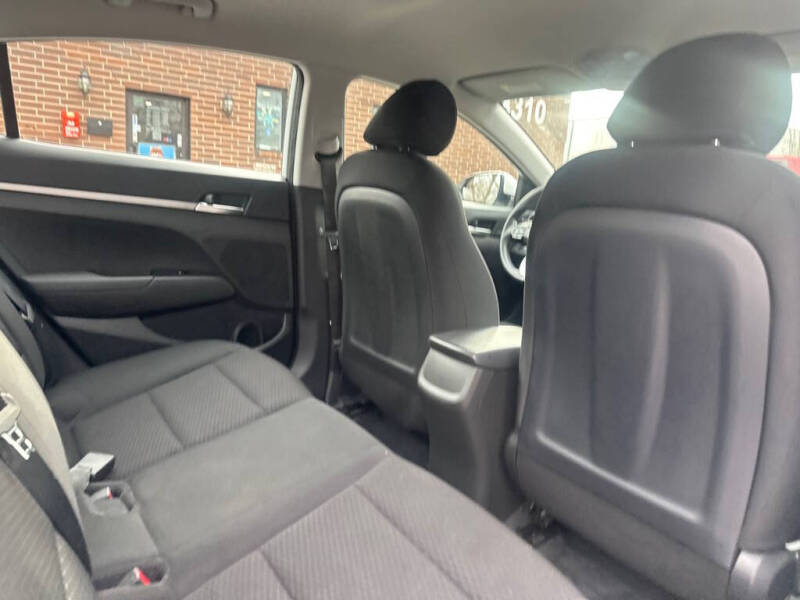 2020 Hyundai Elantra