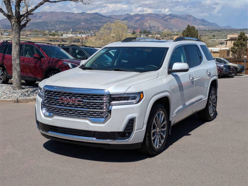2023 GMC Acadia Denali
