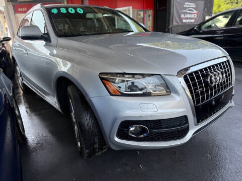 2011 Audi Q5 3.2 quattro Premium Plus