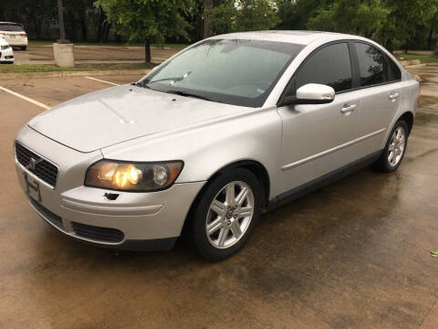 2007 Volvo S40 for sale at Safe Trip Auto Sales in Dallas TX