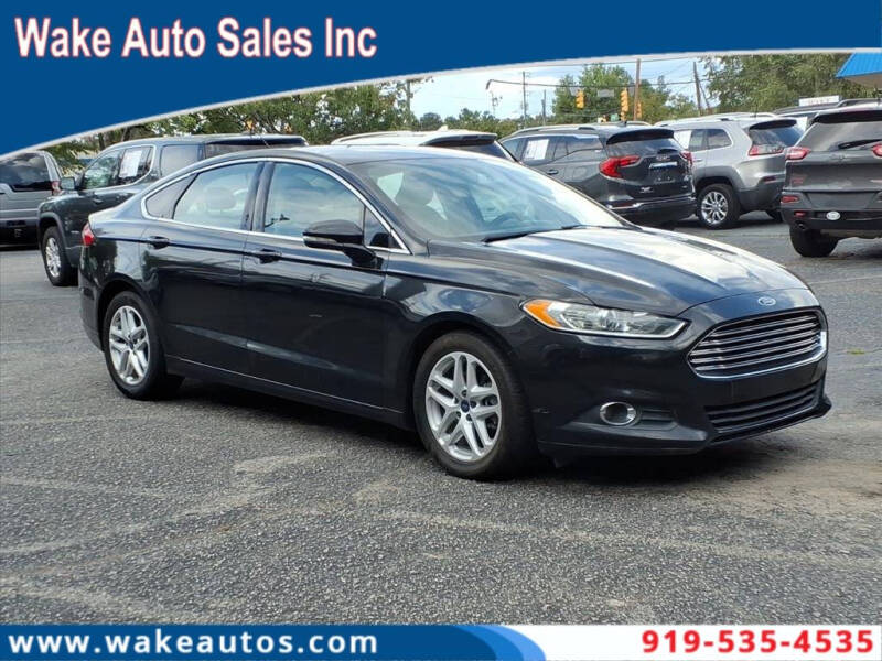2015 Ford Fusion SE's photo