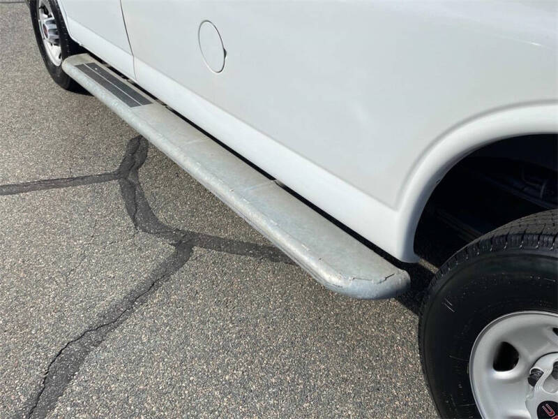 2023 GMC Savana 2500