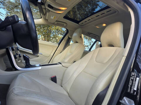 2015 Volvo V60 T5 Premier