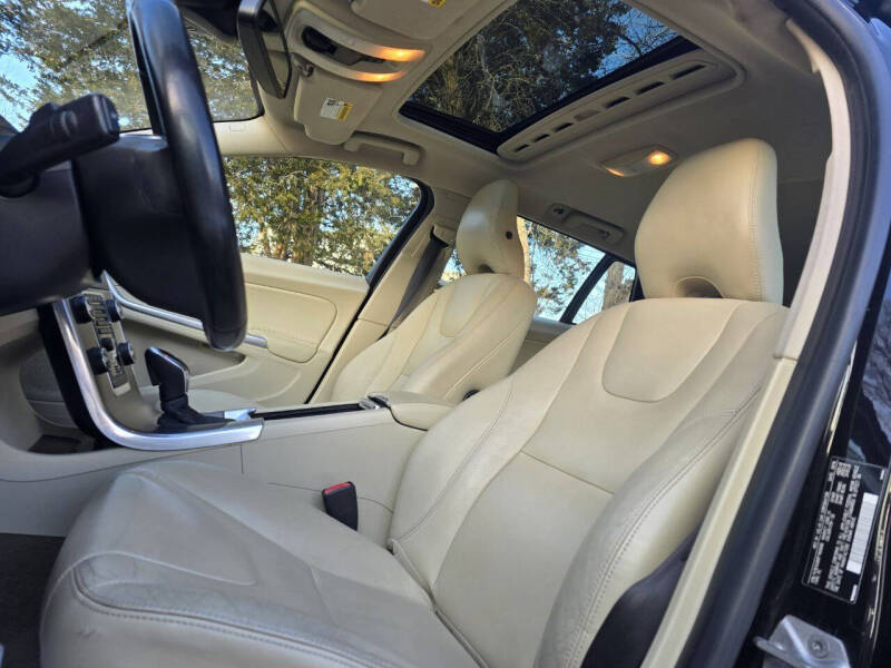 2015 Volvo V60 T5 Premier