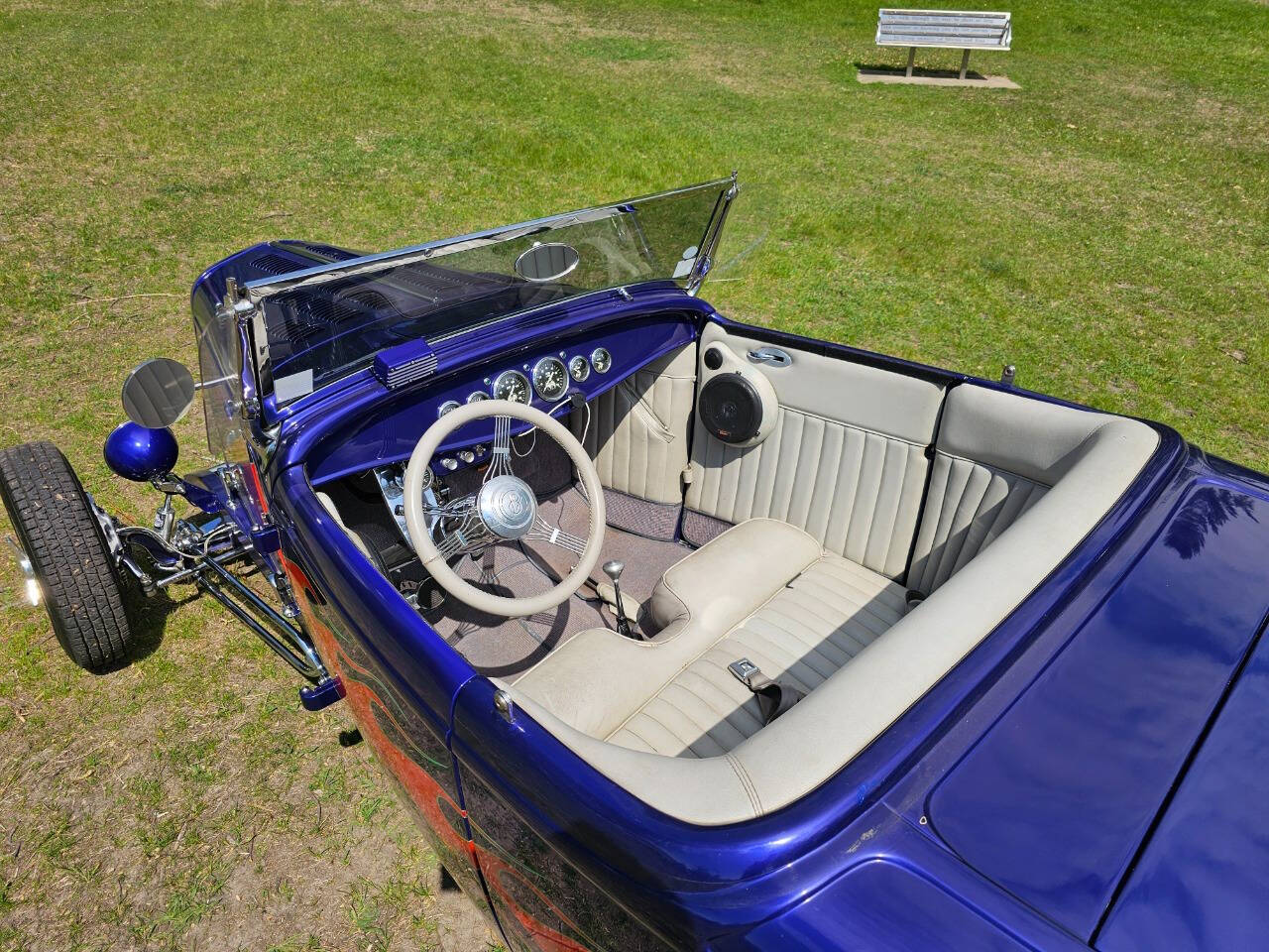1932 Ford Hi-Boy 105