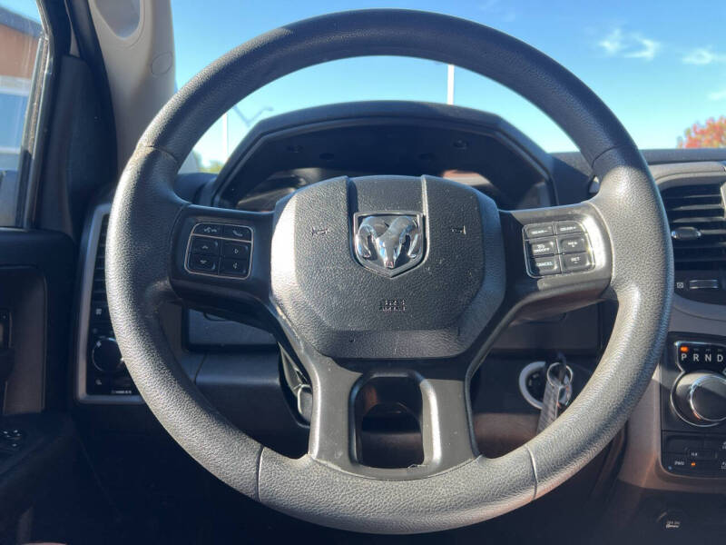 2022 RAM 1500 Classic Express