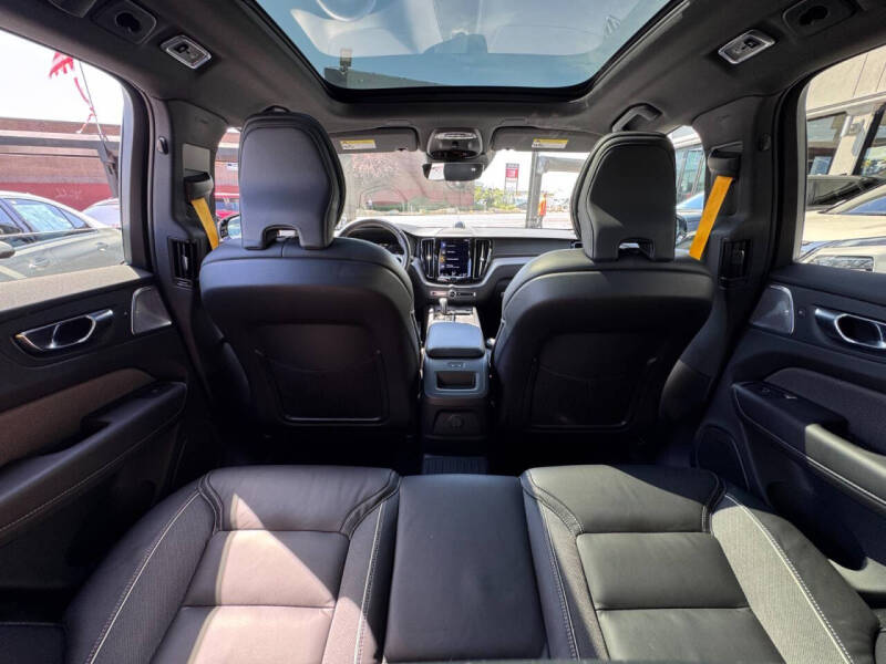 2021 Volvo XC60 Recharge T8 Polestar Engineered