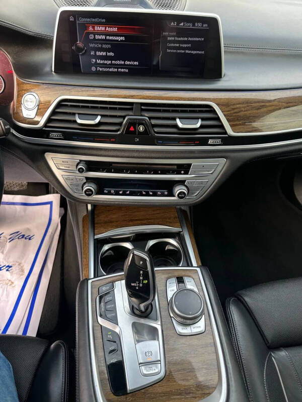 2016 BMW 7 Series 750i xDrive