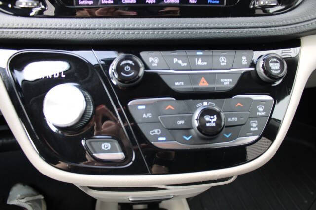 2019 Chrysler Pacifica Limited