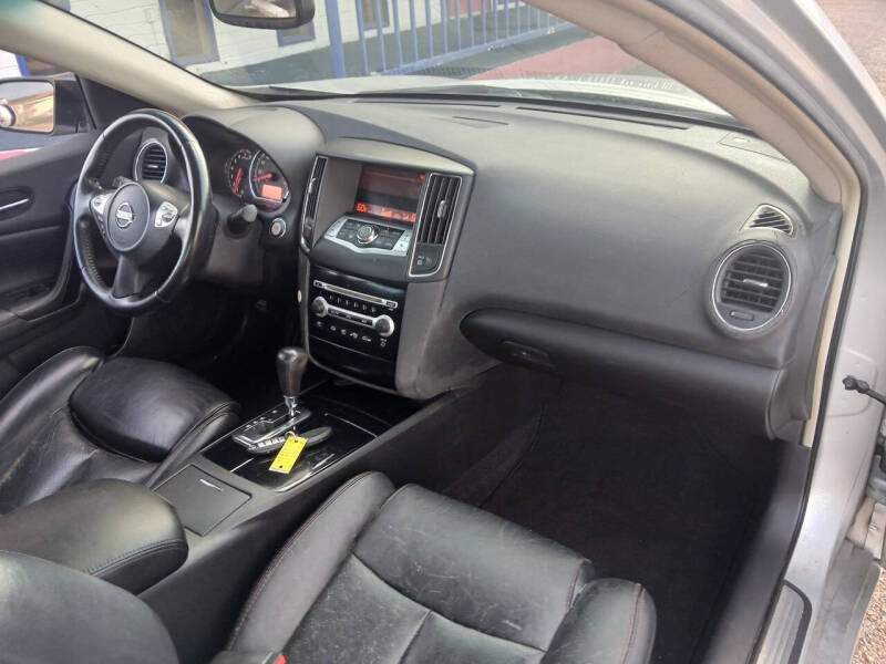 2011 Nissan Maxima 3.5 SV