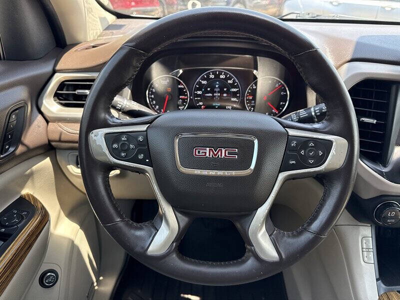 2017 GMC Acadia Denali
