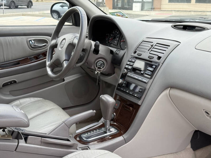 2000 Nissan Maxima GLE