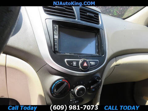 2012 Hyundai Accent GLS