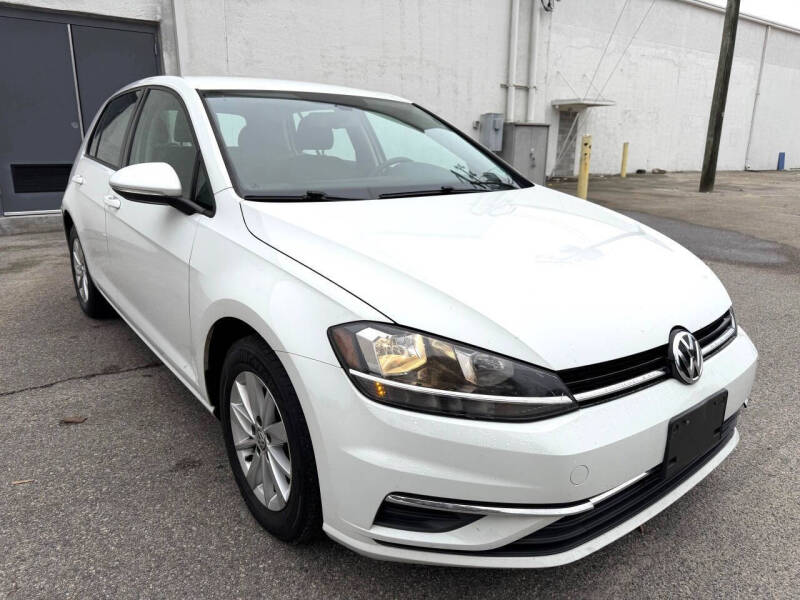 2018 Volkswagen Golf TSI S