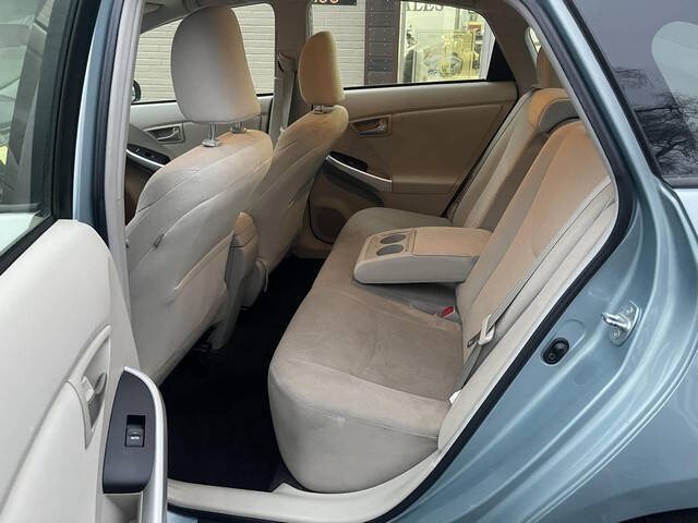 2014 Toyota Prius Five