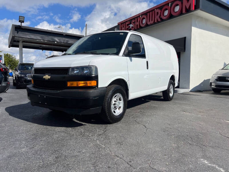 2021 Chevrolet Express Cargo Work Van's photo