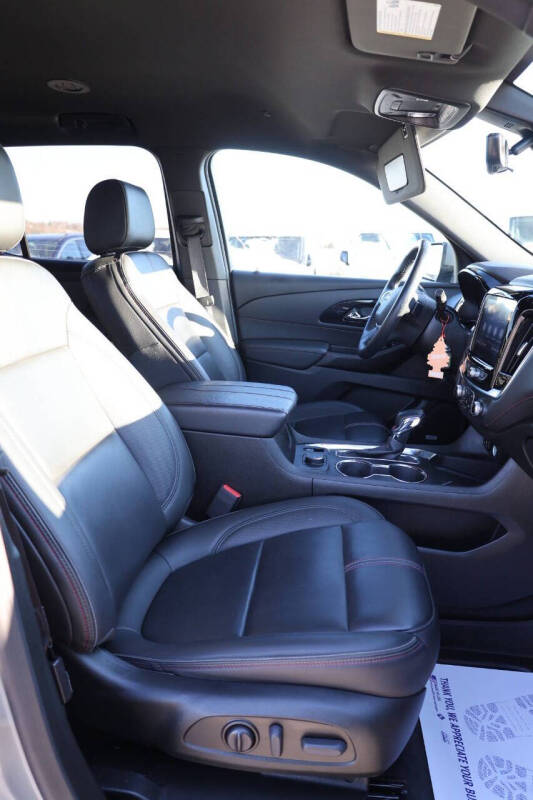 2023 Chevrolet Traverse RS