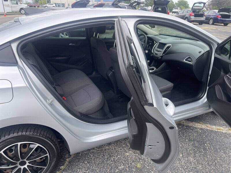 2018 Chevrolet Cruze LS Auto