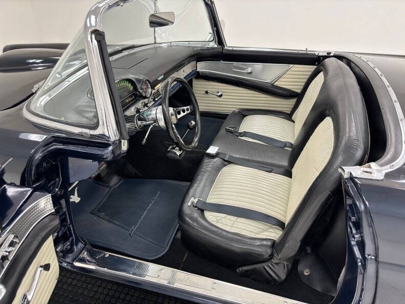 1955 Ford Thunderbird