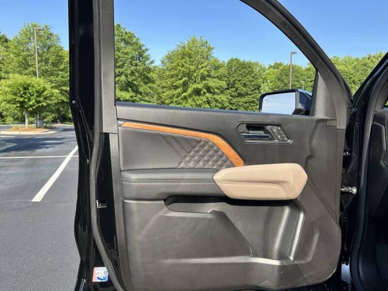 2025 GMC Canyon Denali