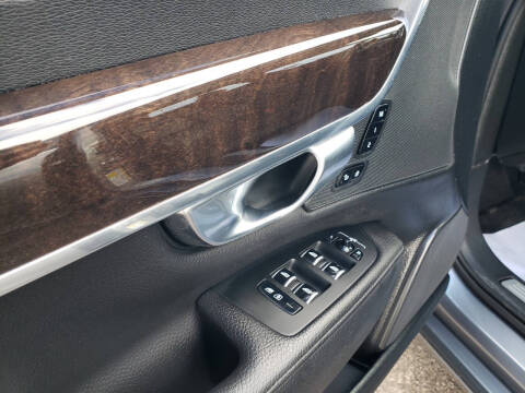 2018 Volvo S90 T6 Momentum