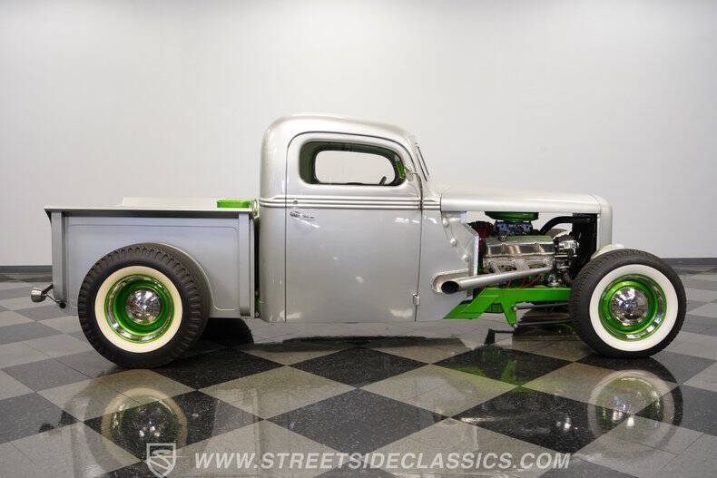 1939 Ford F-100