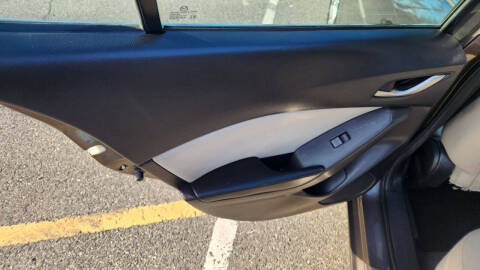 2016 Mazda MAZDA3 i Touring