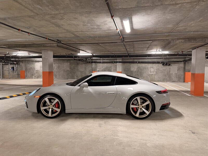 2020 Porsche 911 Carrera S