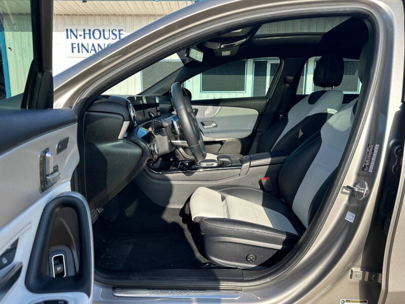 2019 Mercedes-Benz A-Class A 220