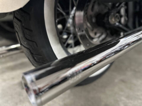 2015 Harley-Davidson FLSTC103