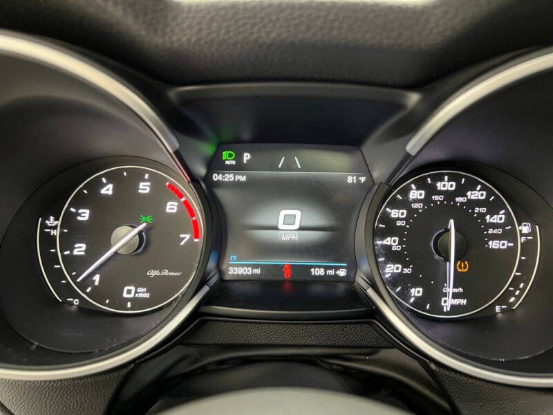 2022 Alfa Romeo Stelvio Veloce