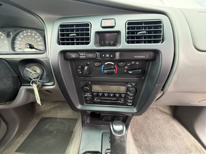 2001 Toyota 4Runner SR5