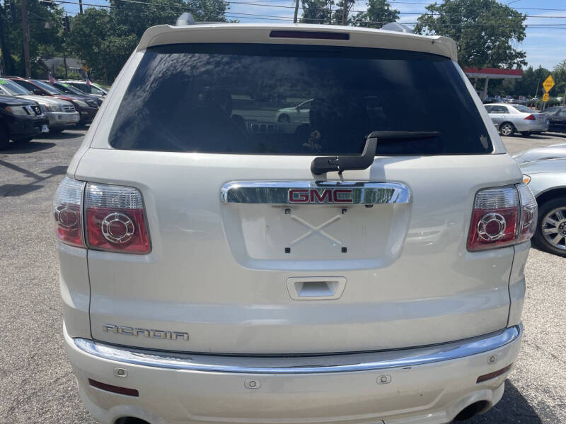 2012 GMC Acadia Denali