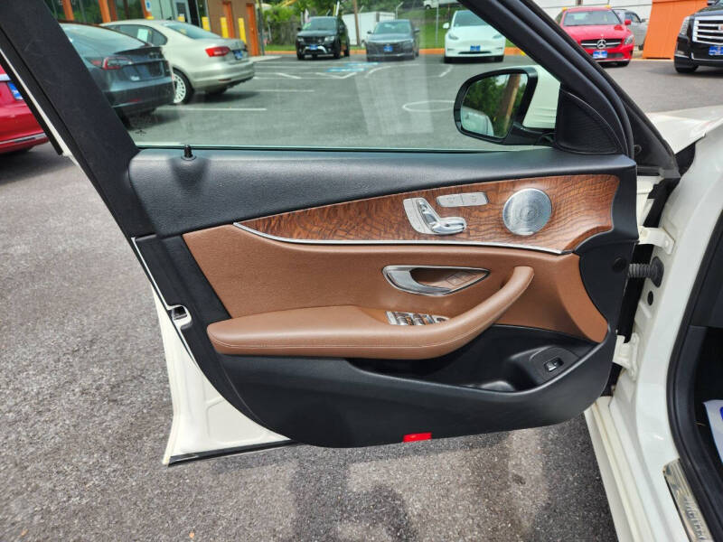 2017 Mercedes-Benz E-Class E 300 4MATIC