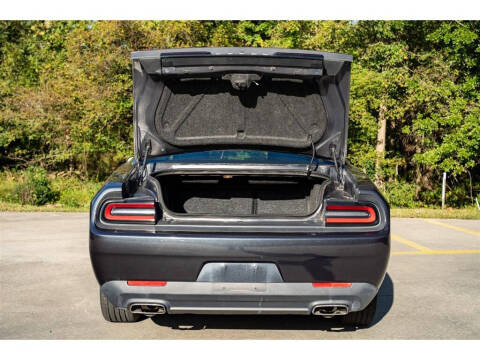 2016 Dodge Challenger SXT