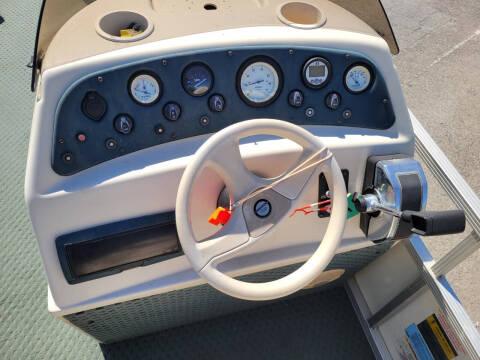 2003 Bennington 185S