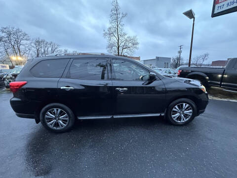 2019 Nissan Pathfinder SV