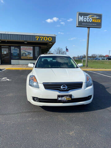 2009 Nissan Altima for sale at MotoMaxx in Spring Lake Park MN