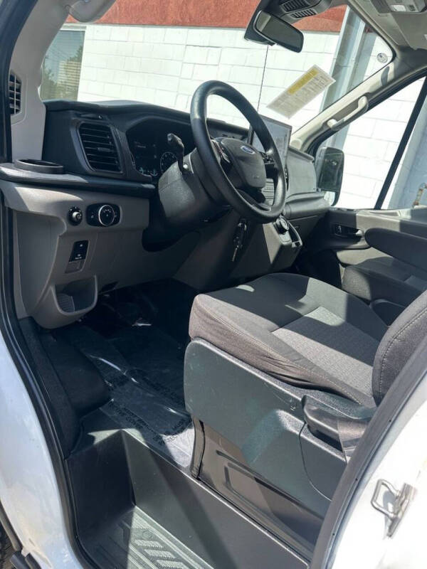 2023 Ford E-Transit