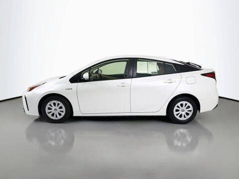 2020 Toyota Prius LE