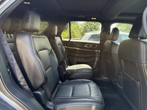 2018 Ford Explorer Platinum