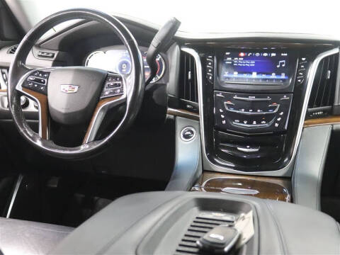 2020 Cadillac Escalade Luxury